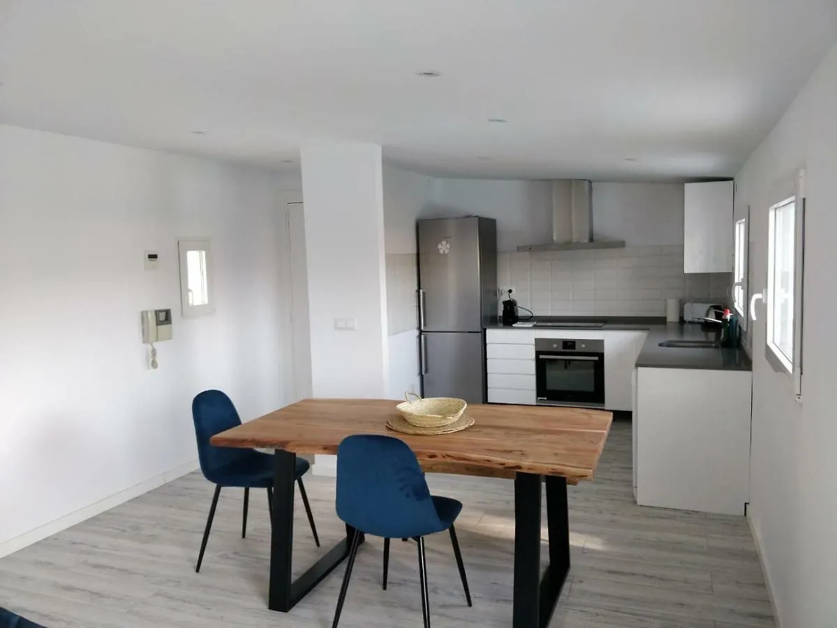 Гостевой дом Cala Castell Suites Валь-льобрега